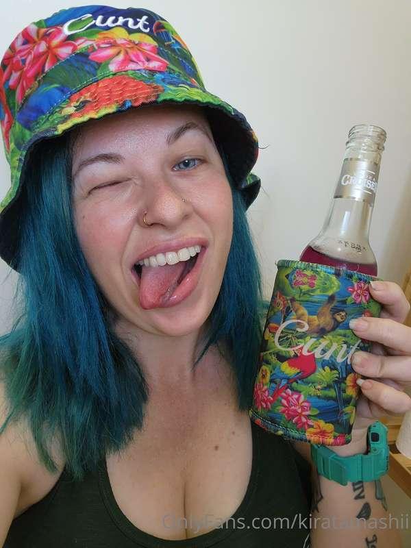 Cheers to the freaking weekend 🍻 and haul from the local 🙈 s..