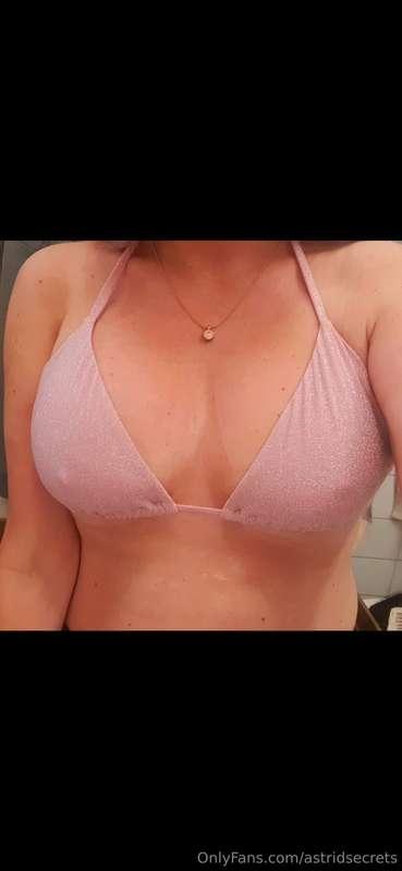 How is your Friday? 😘 