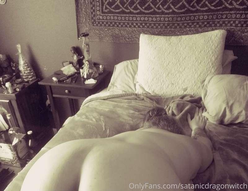 satanicdragonwitch image #0