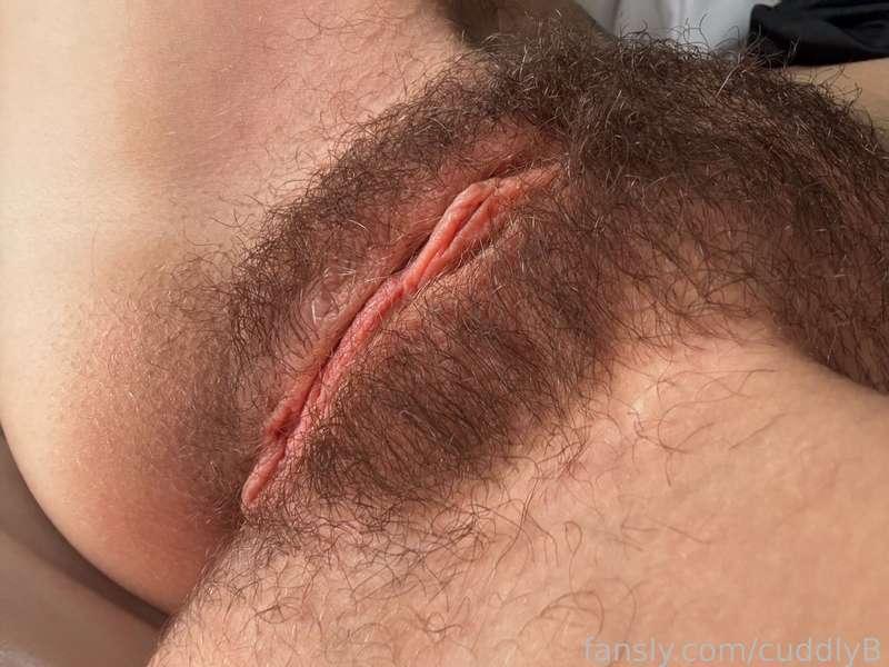 I love, how my little clit shows when my sweet pussy is horny 😋😋