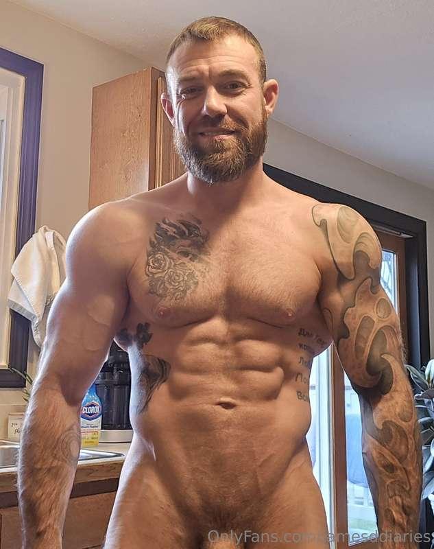 Merry Xmas to you 😈😘 @jamesddiariesvip for more plus a disco..