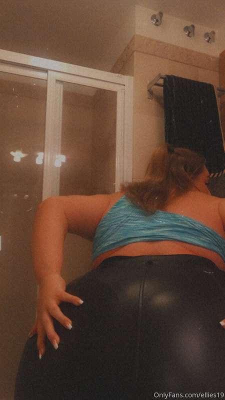 ellies19 image #0