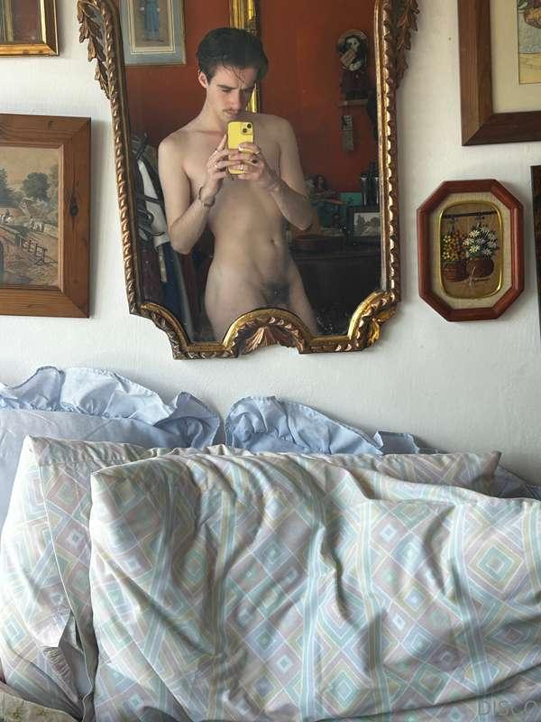 :0 enjoy! just a couple of pics :)