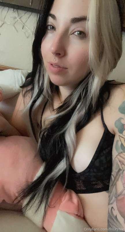 Goodmornin. This is my just woke up face. 😆🌞
