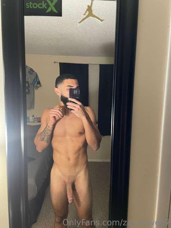 who’s a freak freak ?