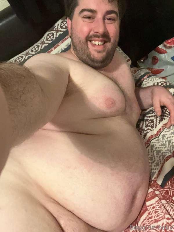 Definitely spilling out more into the bed lately 😈