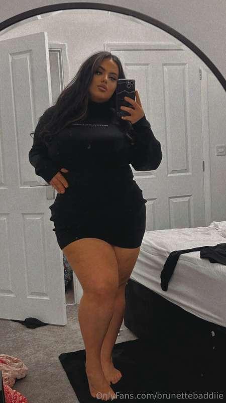 Curves on curves