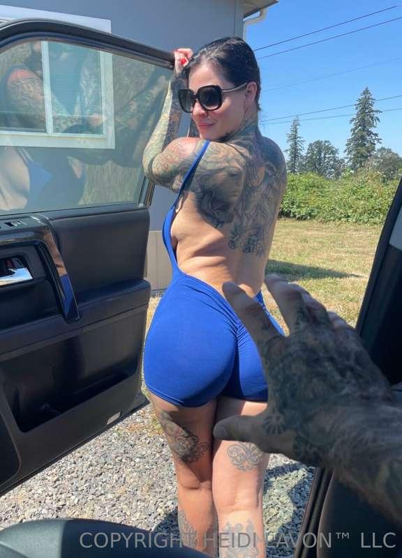 grab a handful at https://onlyfans.com/heidilavon/c9