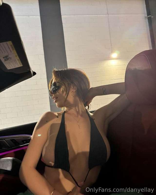 Keep scrolling if you can resist me 👀