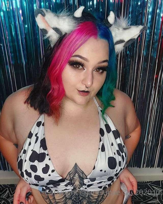 Moo 😈🖤
