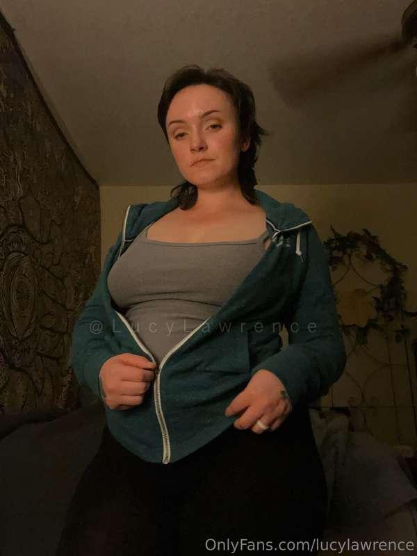 Actually I'm feeling so sexy tonight 🥰🥺