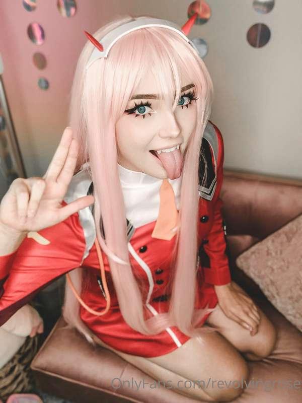 👹**Adult ZeroTwo Cosplay Set**❤️

Sorry for the content bein..