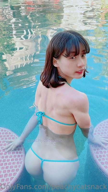 I've been wanting to get some pool photos for a while so it'..