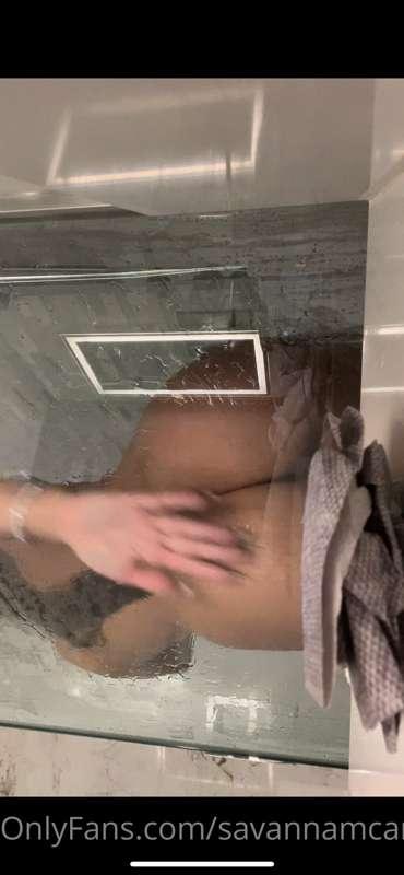 Showering💦