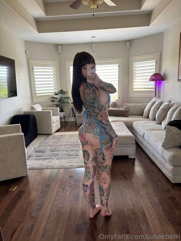 waiting for you in my dms babe 😈