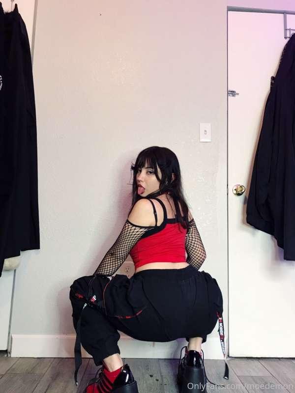 Casual succubus 👅