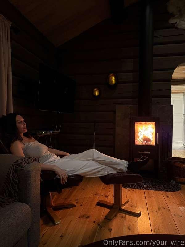 I caught myself thinking that I love small everyday joys. A ..