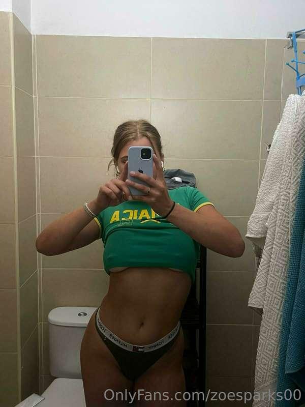 zoesparks05 image #3