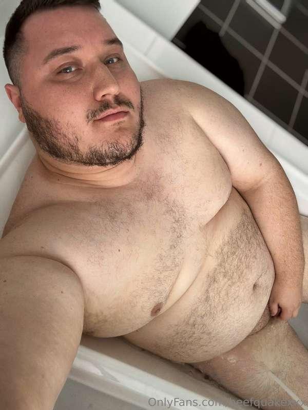 We’re gonna need a bigger tub 🛁 