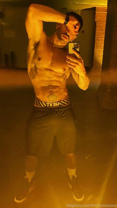 Posted a new picture on Grinder and this is the mess that ha..