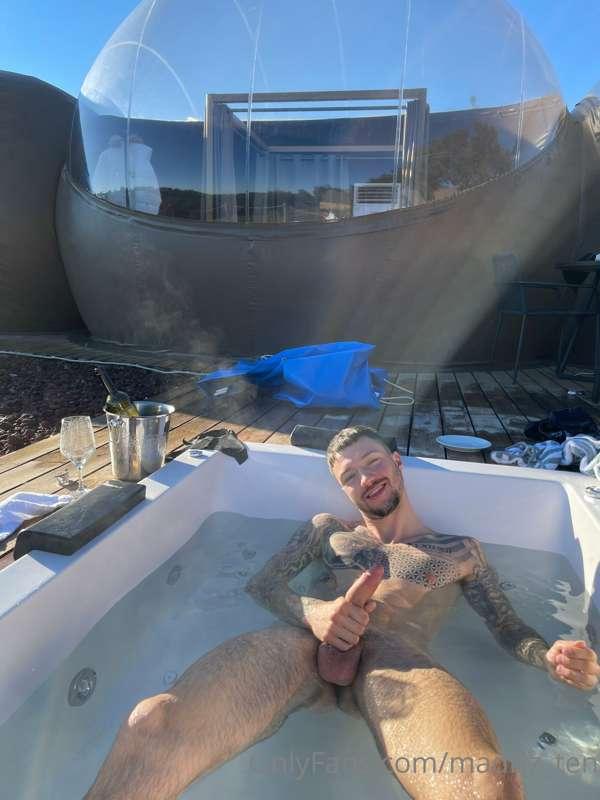 In a beautifull hotel🤤