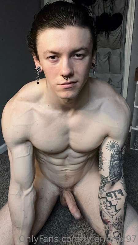 I just wanna make you cum and then some 🤤😩😈💦