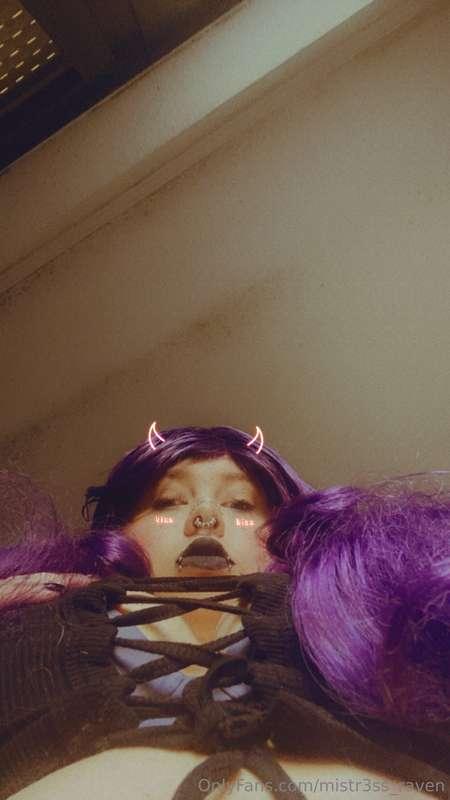 mistr3ss_raven image #0