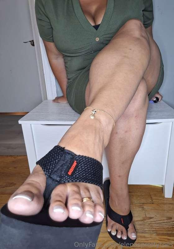 elenasprettytoes image #1