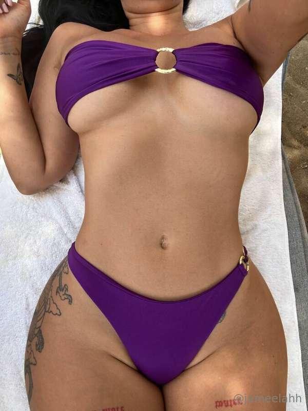 Curves in all the right places💖