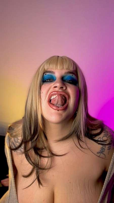 marilynmilkedme image #0