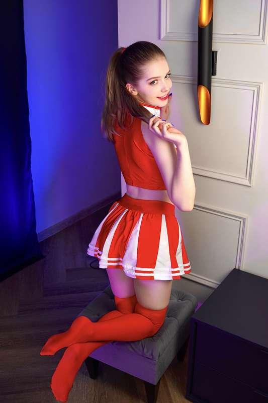 Greetings to you from the cheerleader! 