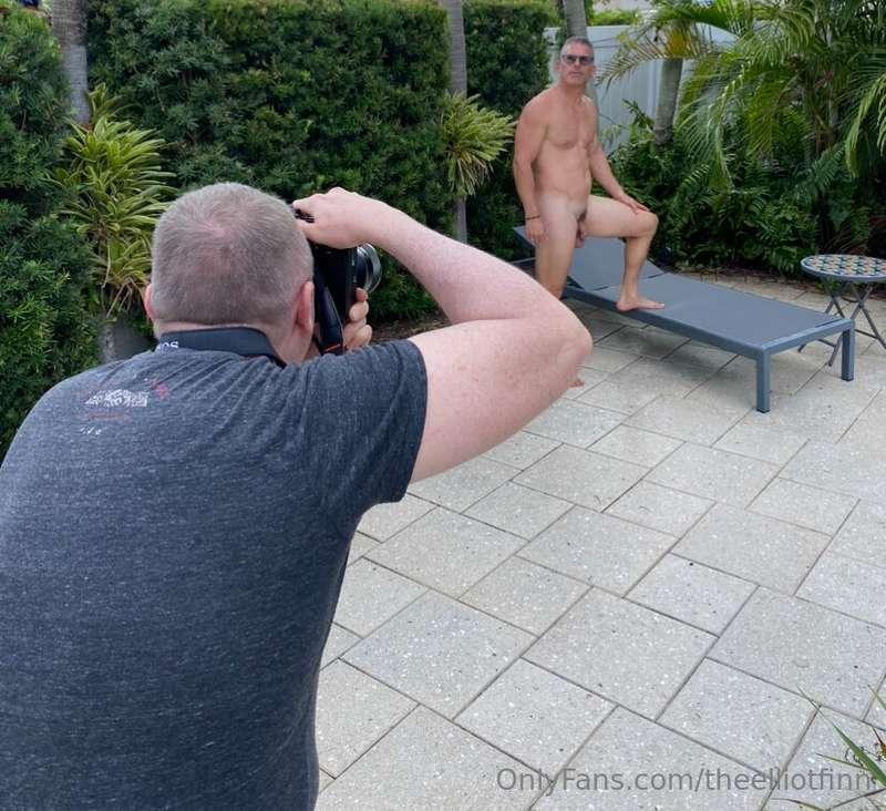 BTS with @handsomenudemenz and @mitchelt still photography b..