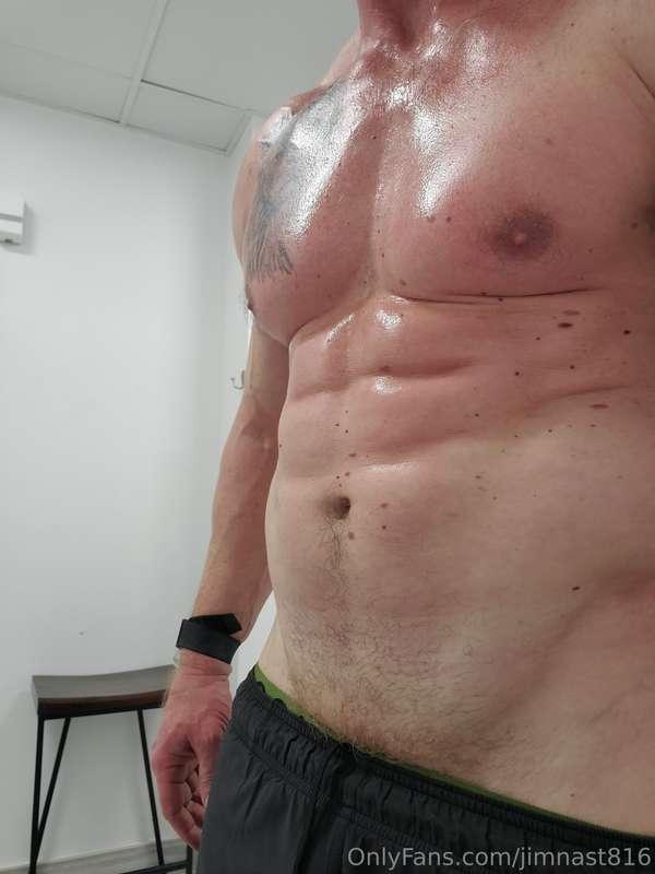 Some after workout sweaty pics