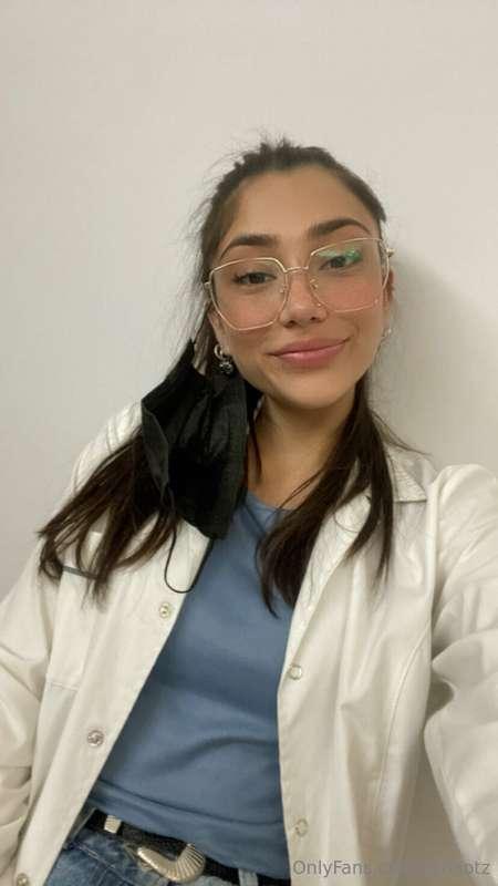 🤓
