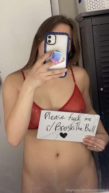 She wanted me to ask my fan bros if she was smashable 🤔 said..
