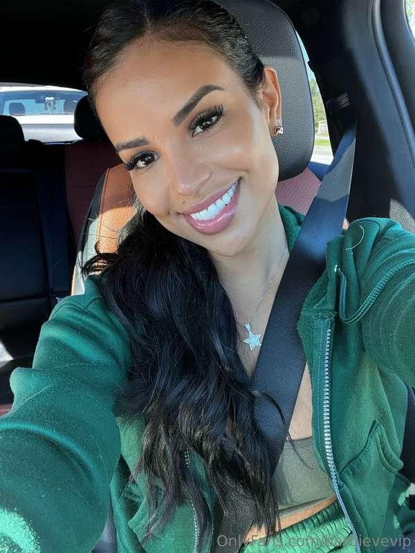 Feeling cute 💗