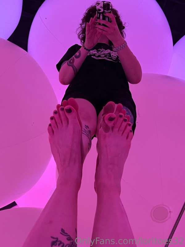 Went to the TeamLab Borderless exhibit in Tokyo. You walk th..