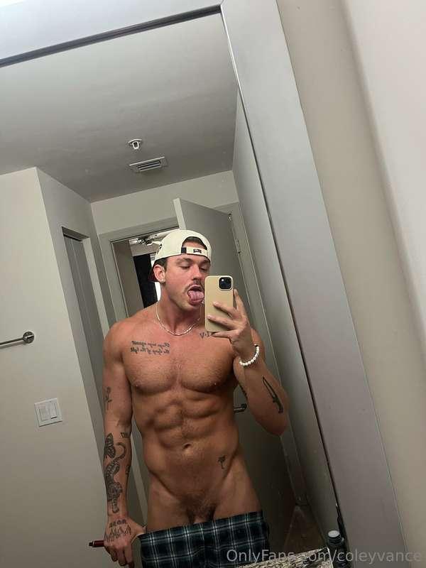 whats up ;)