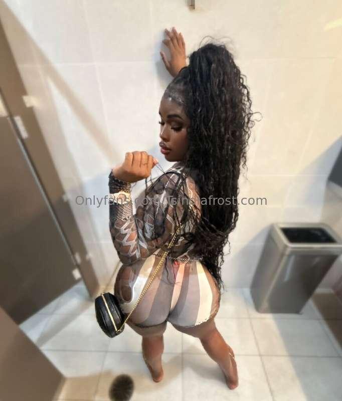 Baby I need some dick 🥵💦 are you down for my curvy ass ? 