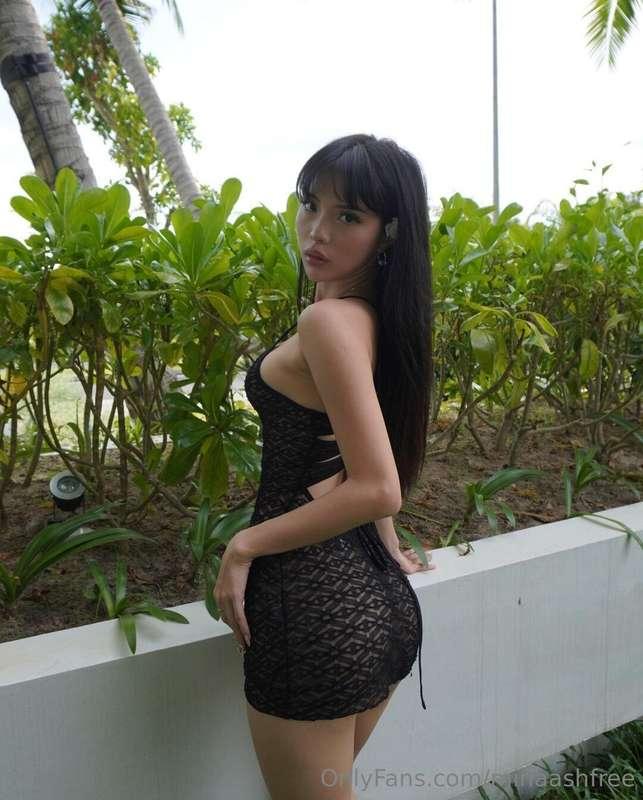 my curves or your wildest dreams? 😜