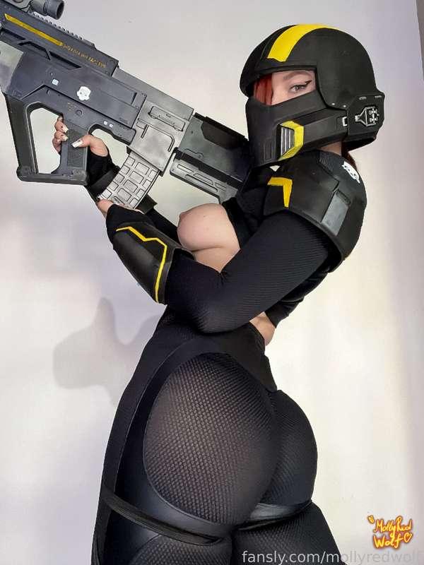 mollyredwolf image #8