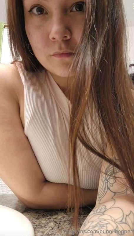 Want to watch me strip in a strangers bathroom?
