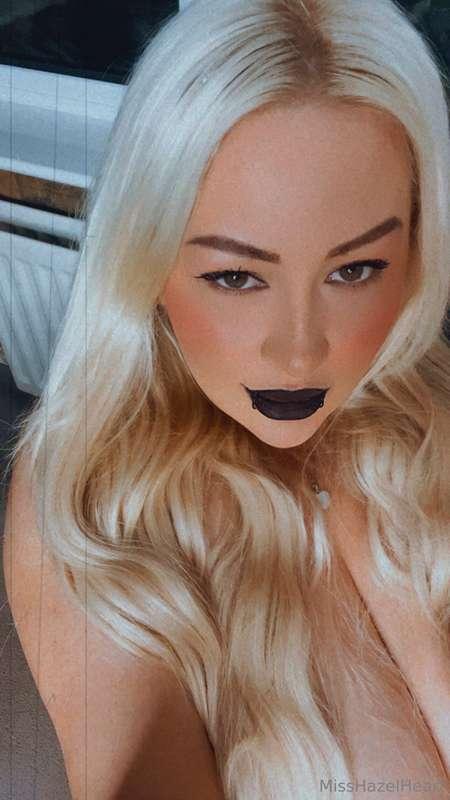 Black lips 👄 