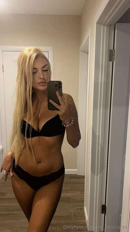 💋💋💋I am about be naughty in bed now. I could use some help💋💋..
