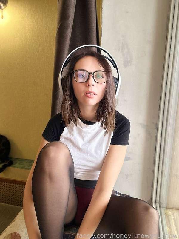 honeyiknowyouknow image #2