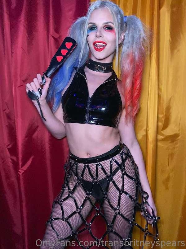 My Halloween outfit last year. What shall I be this year? Se..