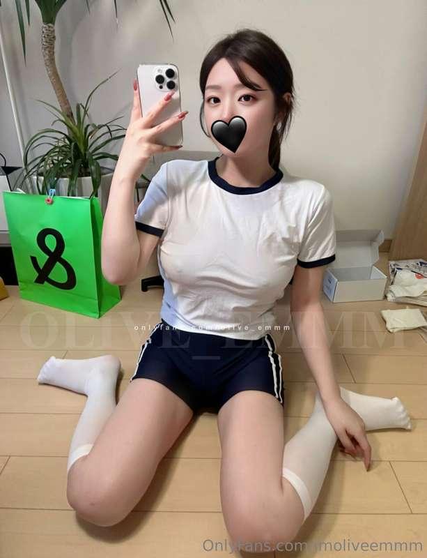 体操服😜