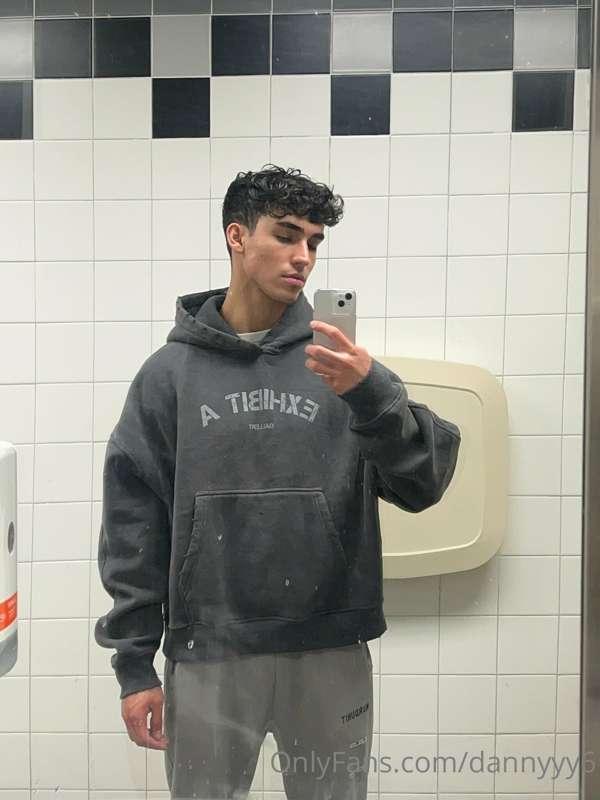 LESS CLOTHES? stay in the DMS gonna be sending out some fire..