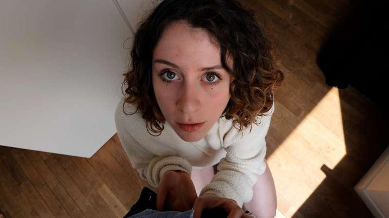 can you put your cock deep in my throat pls? 🥹