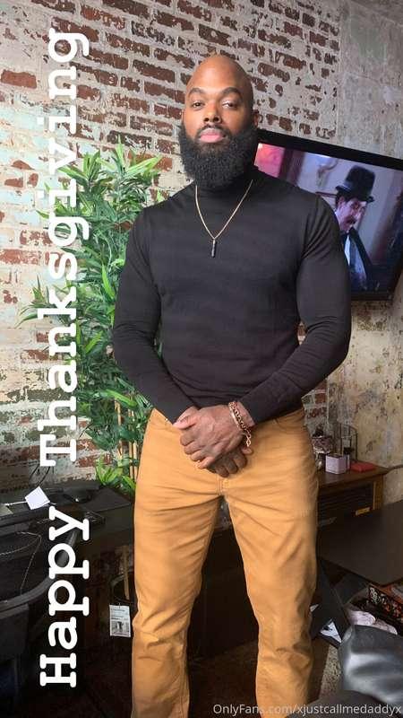 A different perspective 🤤🤤🤤 No wonder why they call me Daddy..